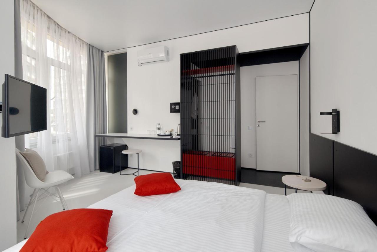 Atmosfera Hotel